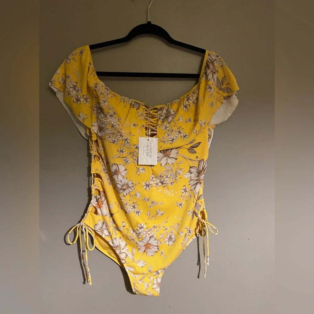 NWT 1X Coastal Waves Off Shoulder Swimsuit
